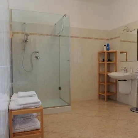 Nick House 2* 马泰拉