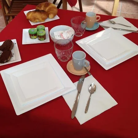 住宿加早餐酒店 Nick House 2*